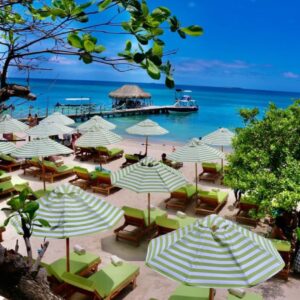 MANTAS BEACH CLUB