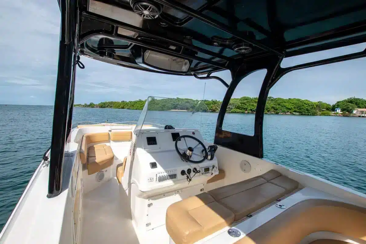 Lancha La Yoya - Image 5