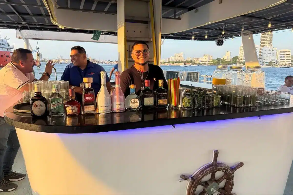 Atardecer Catamaran San Juan - Image 13